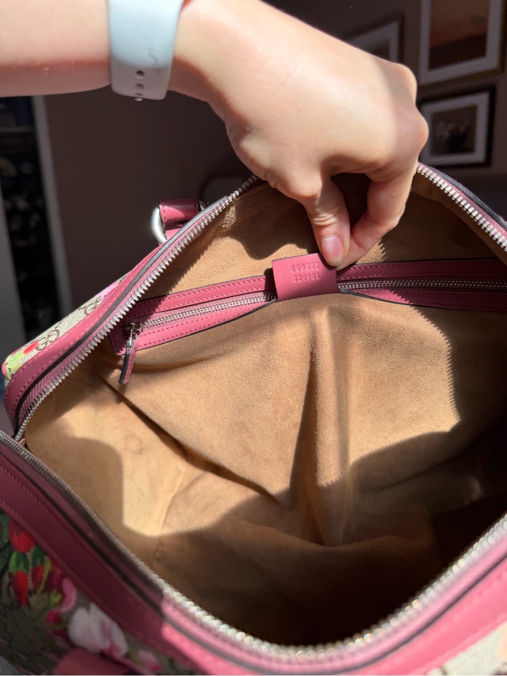 Gucci GG Supreme Blooms Boston Bag - Picture 10 of 11